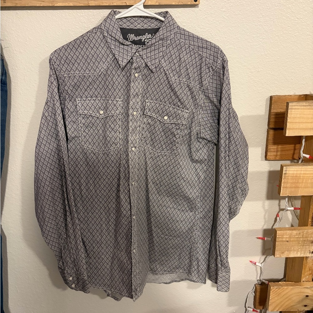 Wrangler Pearl snap (boys xxl, like women’s s/m)
